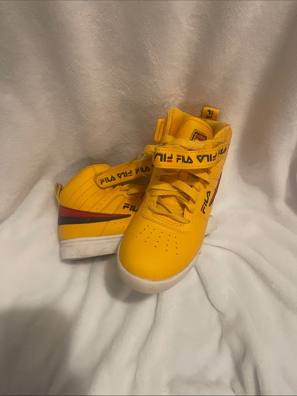 FILA Kids' High-Top Athletic Sneakers in Yellow